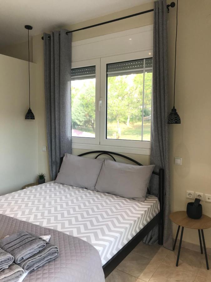 Georgia'S Cozy Rooms #3 カヴァラ エクステリア 写真